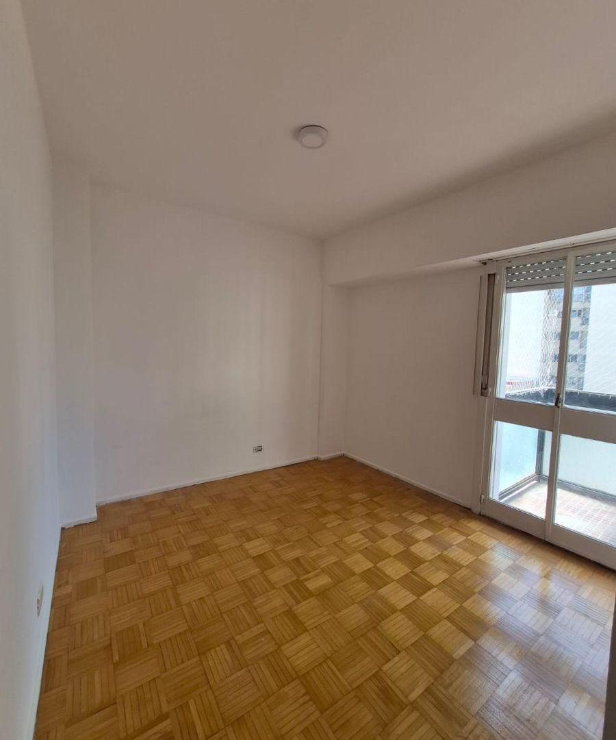 Foto de Oportunidad Venta 2 Ambientes Balvanera con Balcón y Cocina, imagen 1