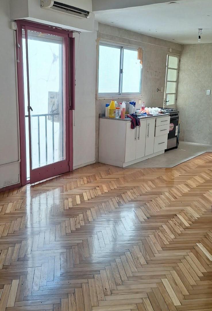 Foto de Execente 2 ambientes. Cocina muy amplia con lavadero y placard, imagen 4