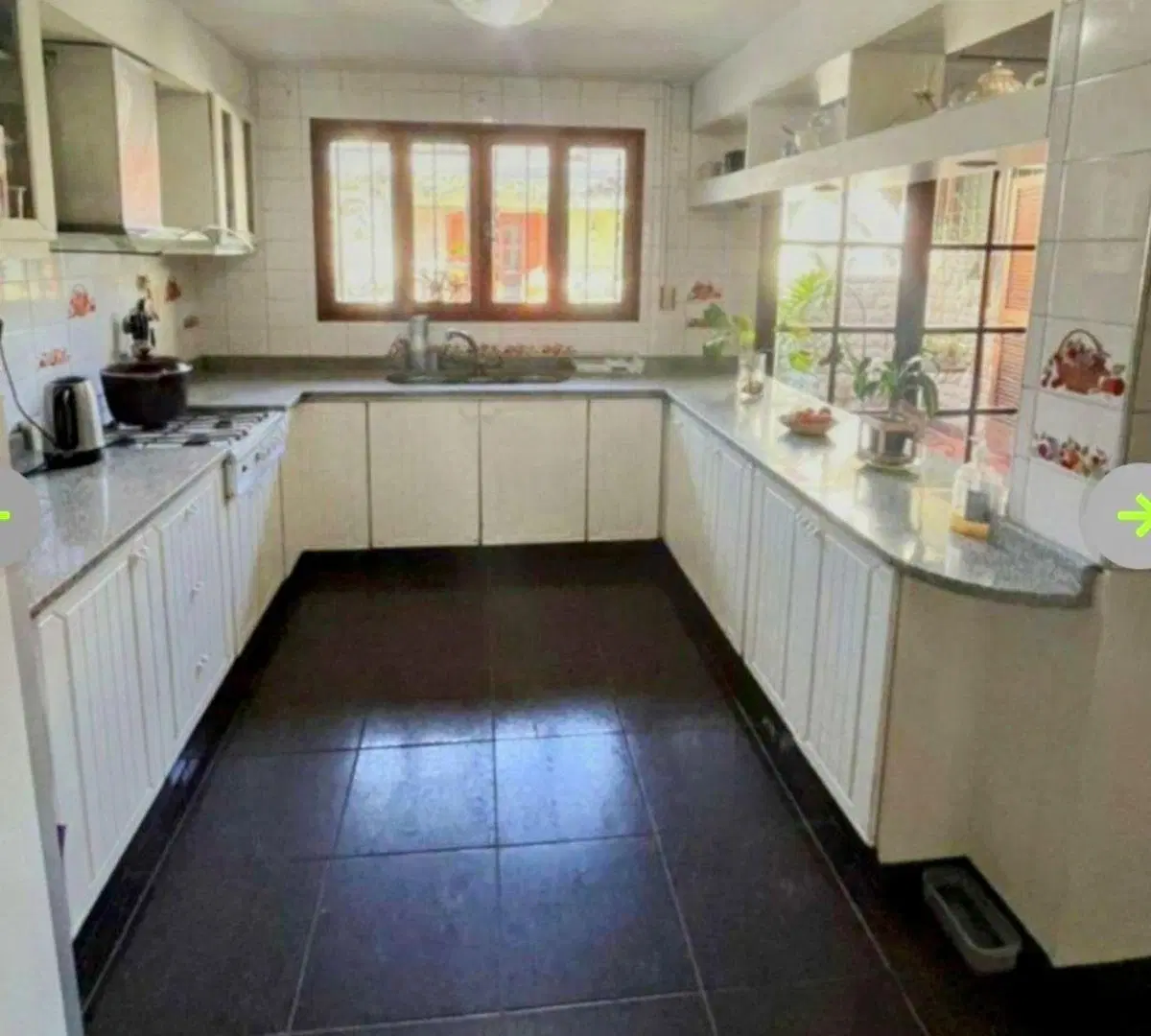 CASA DE CATEGORÍA EN VENTA - DORREGO 3