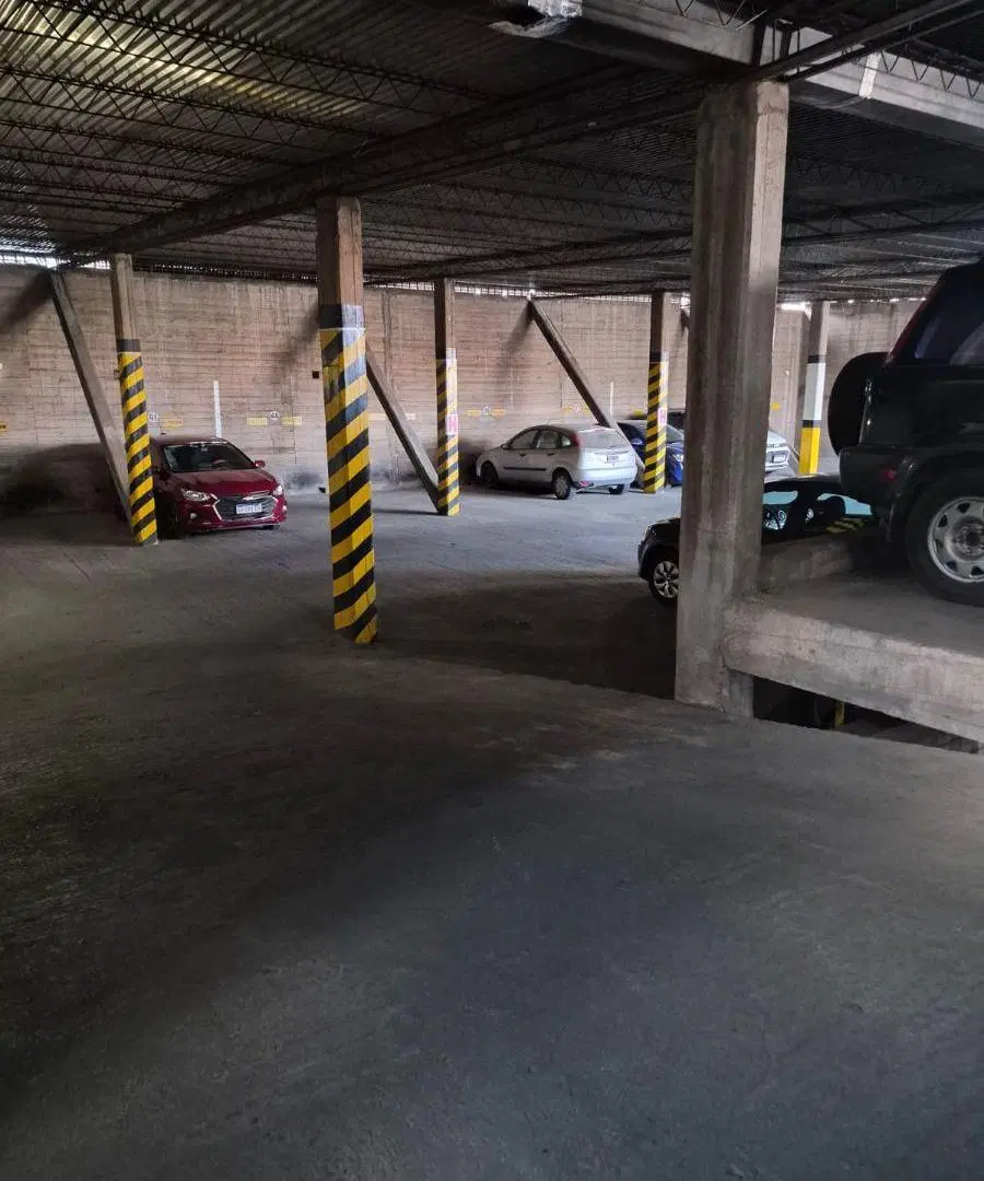 COMODÍSIMA COCHERA EN VENTA- MITRE Y LAS HERAS- CIUDAD 8