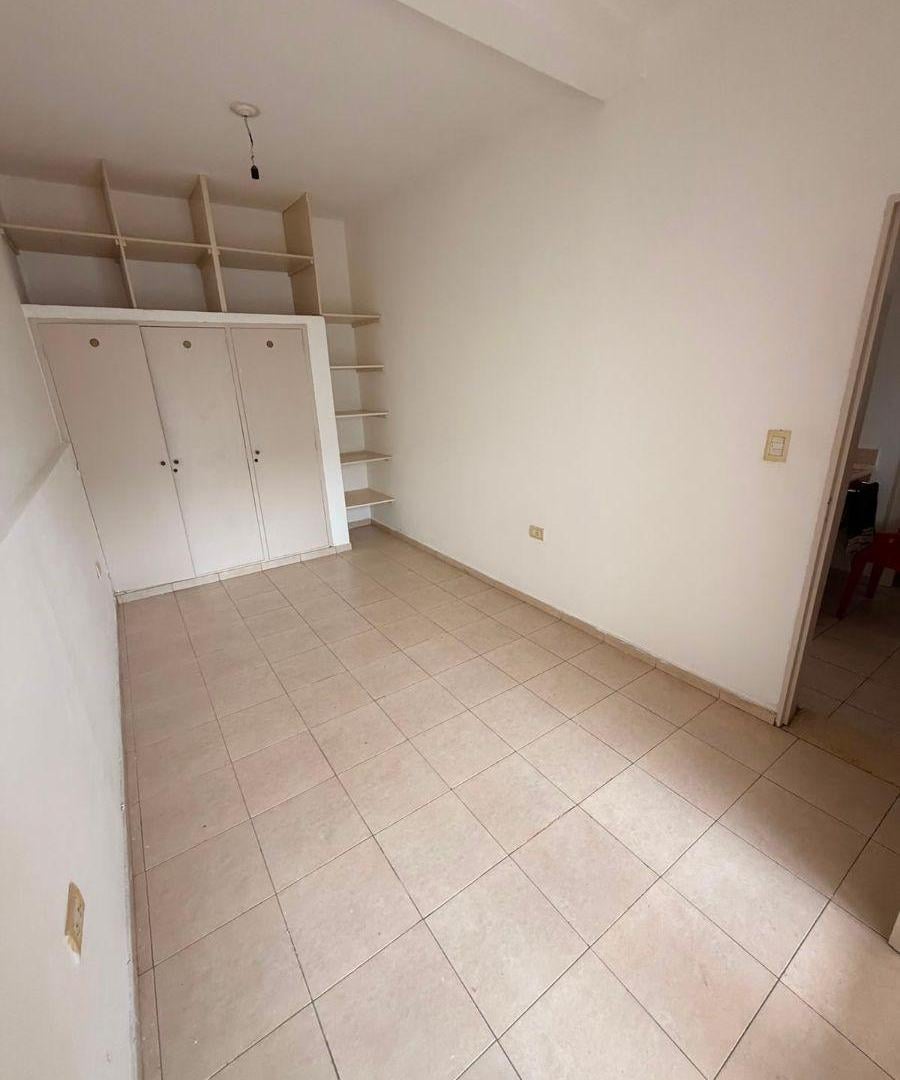 Foto de Casa en alquiler – 3 dormitorios Barrio Parque Chacabuco- próximo a Shopping Villa Cabrera, imagen 4