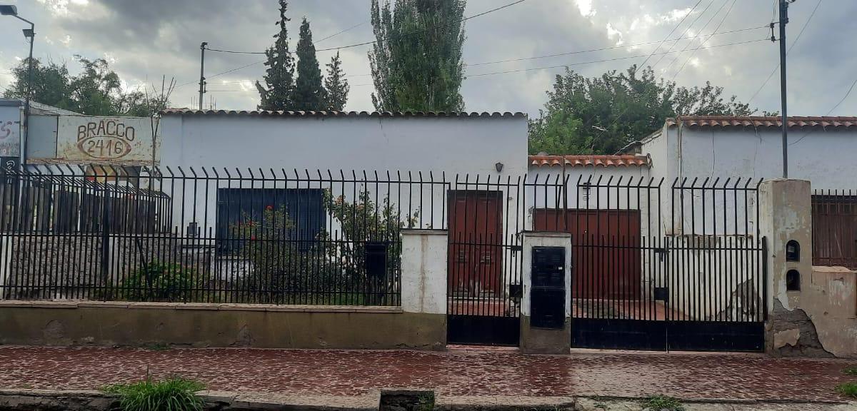 Lote con 3 Viviendas 2