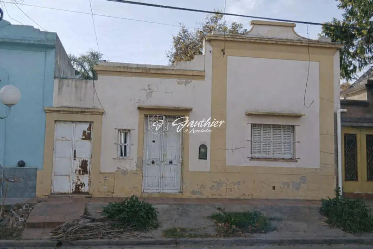 Casa en venta en Zárate 2