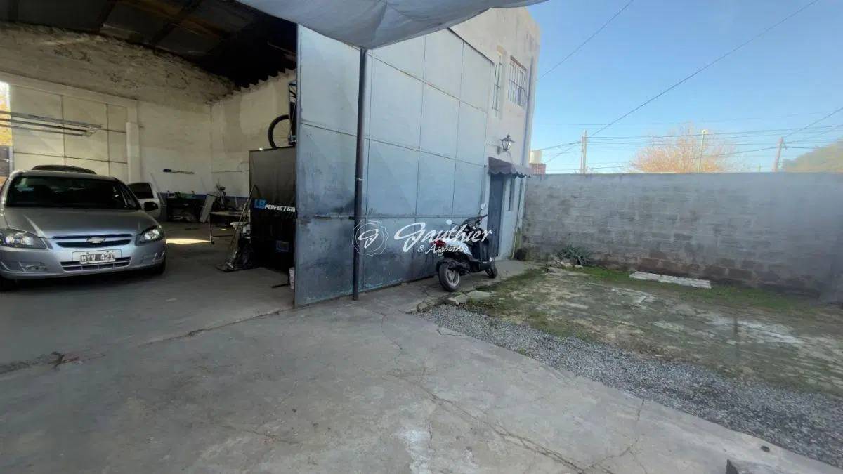 Galpón en venta de 300m2 ubicado en Campana 1