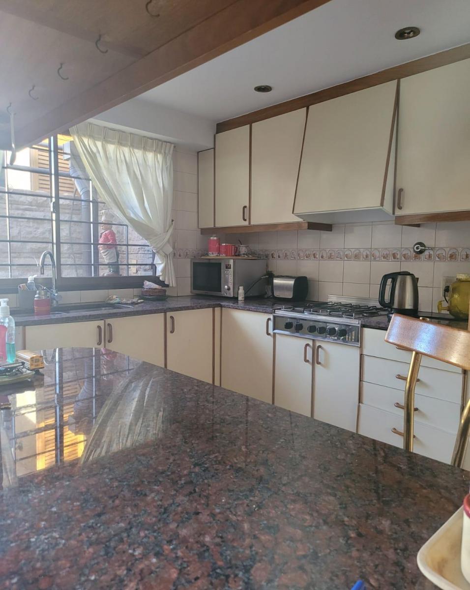 Casa en Barrio Arizu (Apto Credito Hipotecario) 3