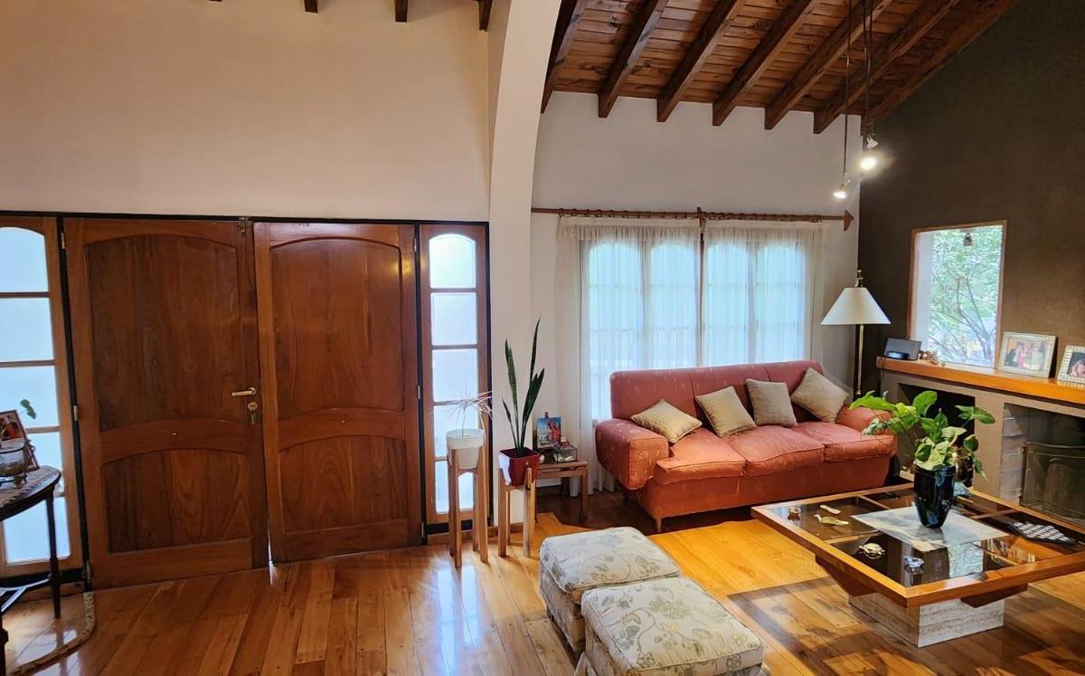 Hermosa E Impecable Propiedad a La Venta! 3
