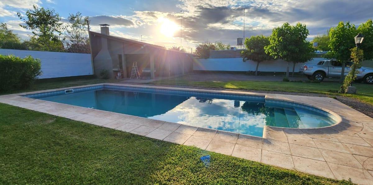 Inversion Perfecta: Dos Casas en Una, con Piscina y Amplioterreno Maipu! 4