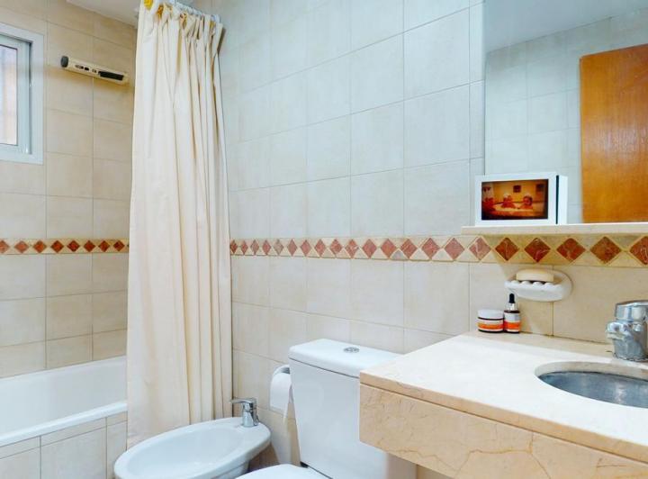 Casa en Venta 28 e/ 409 y 411