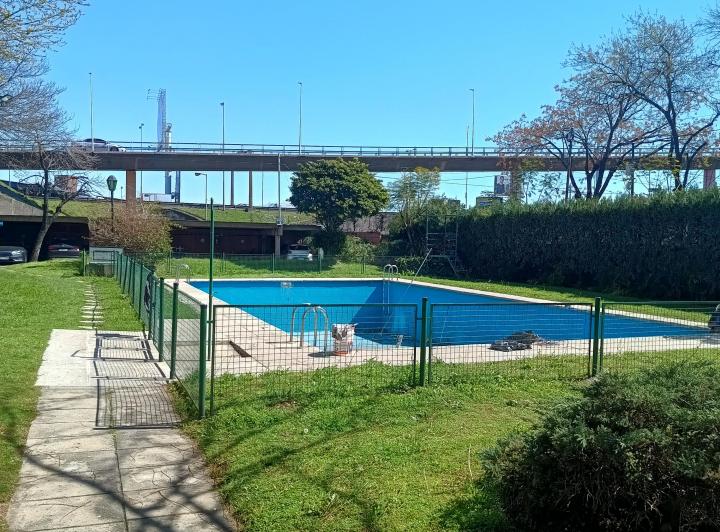 Alquiler Depto. 2 amb. C/Balcón complejo con jardines, piscina en Liniers 4