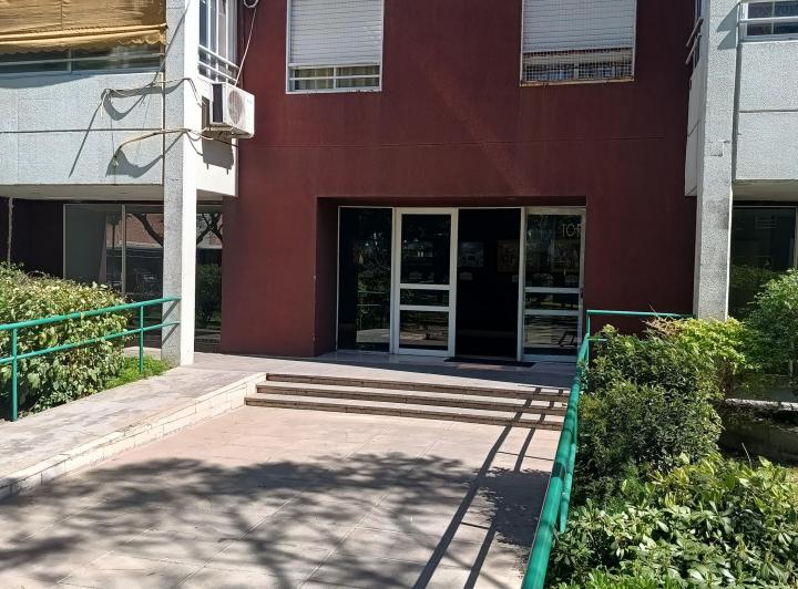 Alquiler Depto. 2 amb. C/Balcón complejo con jardines, piscina en Liniers 1