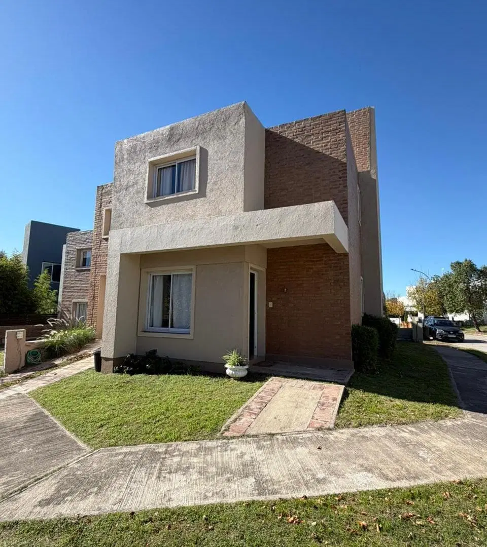 EXCELENTE DUPLEX EN ALQUILER EN ALTOS DE MANANTIALES 2