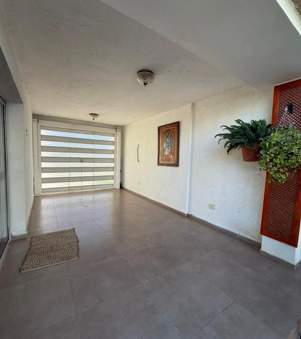 EXCELENTE DUPLEX EN ALQUILER EN ALTOS DE MANANTIALES 4