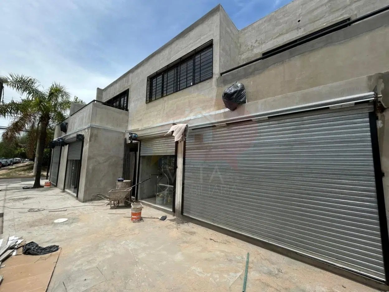 LOCALES COMERCIALES FRENTE A CLINICA VELEZ SARSFIELD EN ALQUILER A ESTRENAR B Parque Vélez Sarsfield 3