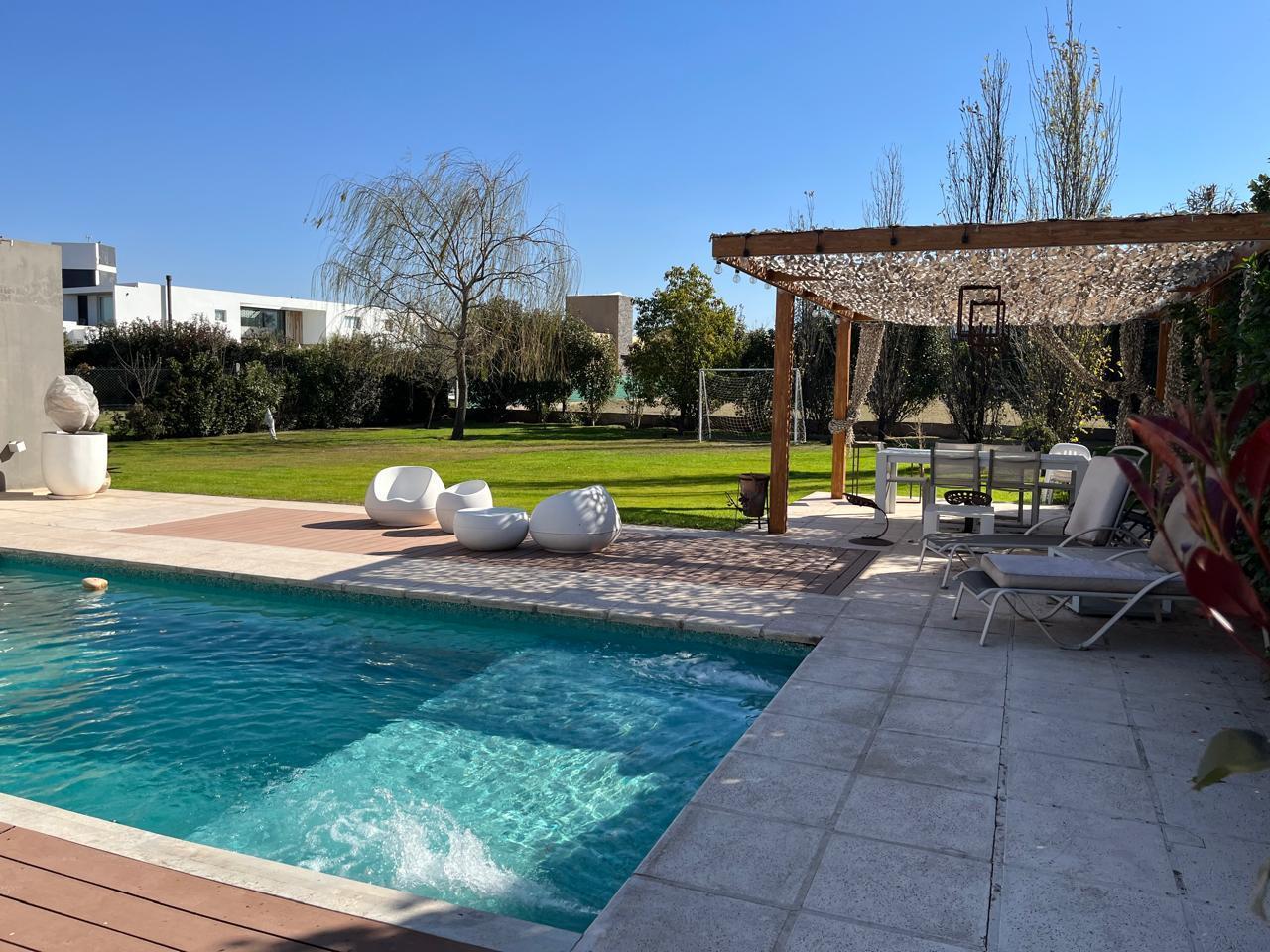 Foto de LA CASCADA COUNTRY GOLF INCRÍBLE CASA EN VENTA, imagen 3