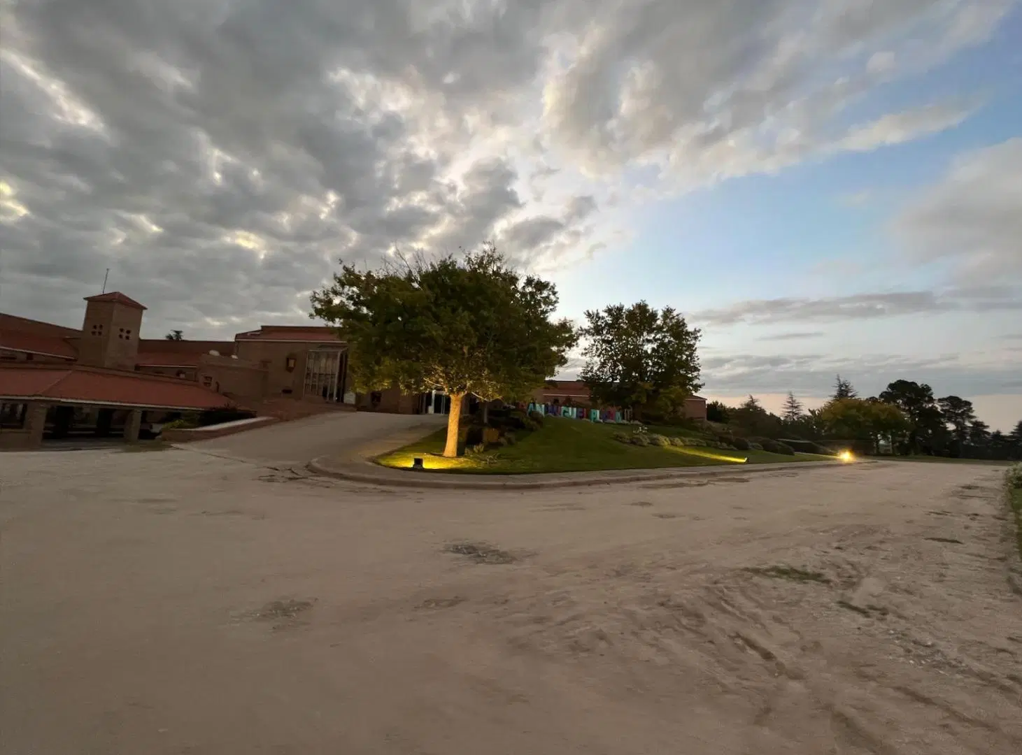 Lote en Villa San Miguel Calamuchita  Fondo a Cancha de Golf  Escriturado  Sin expensas 5