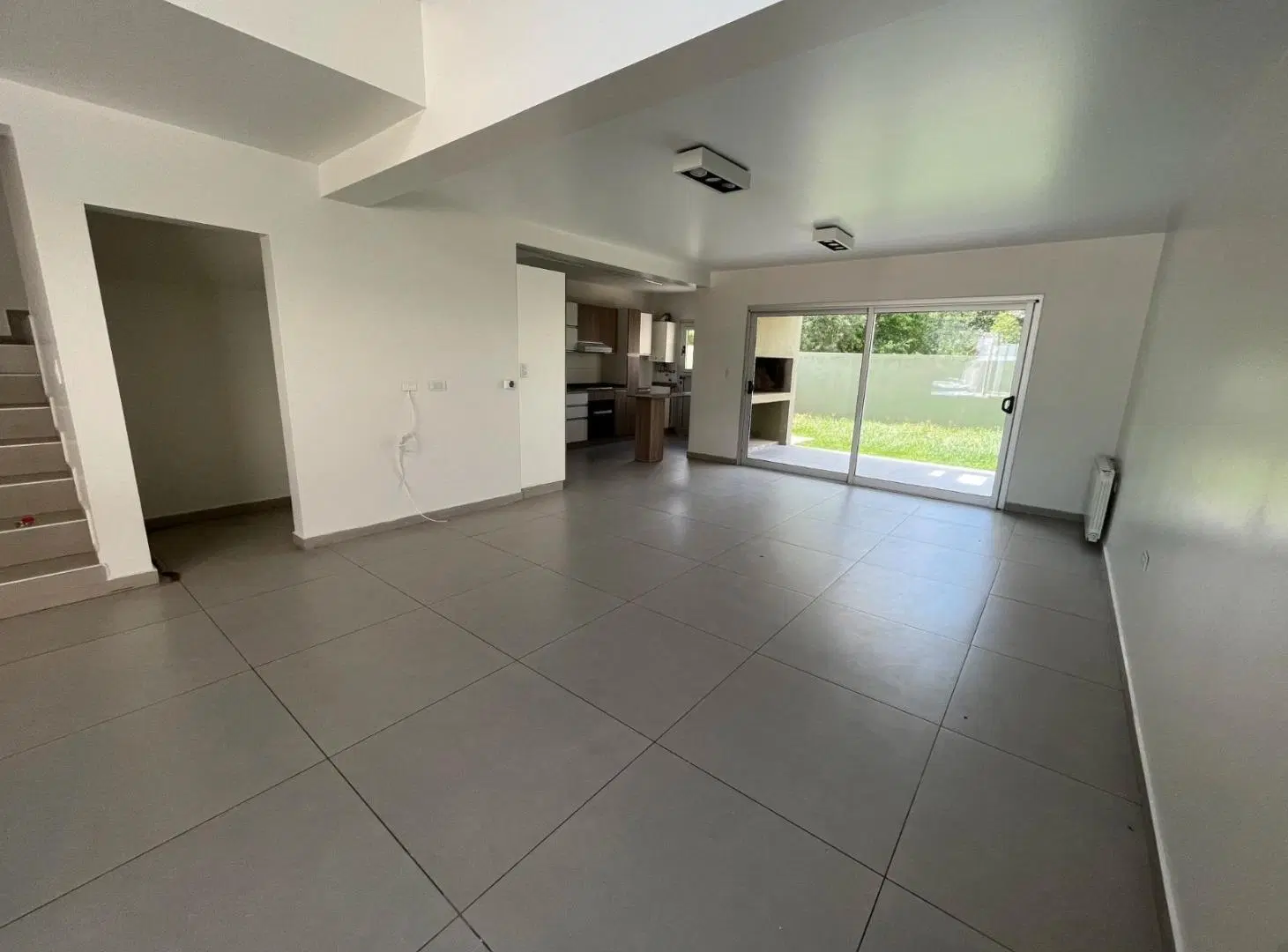 INCRÍBLE DUPLEX EN ALQUILER EN GREEN VILLE 2 3