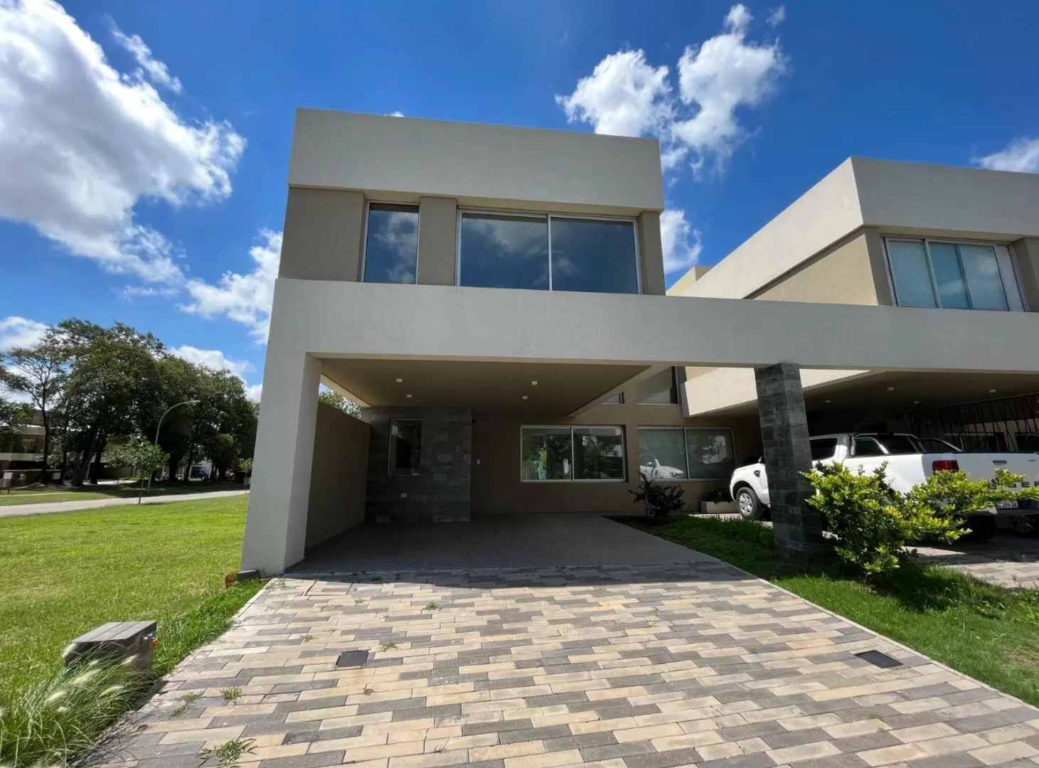 INCRÍBLE DUPLEX EN ALQUILER EN GREEN VILLE 2 4