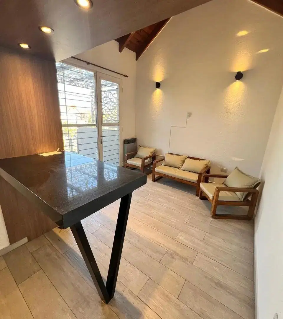 HERMOSO DEPTO UN DORM CON TERRAZA Y ASADOR AV. PARRAVICINI B CENTRO AMERICA ¡SIN EXPENSAS! 1