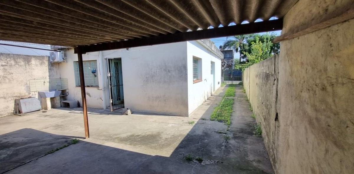 Casa Apta Credito con Lindo Terreno y Buena Ubicacion en San Miguel 1