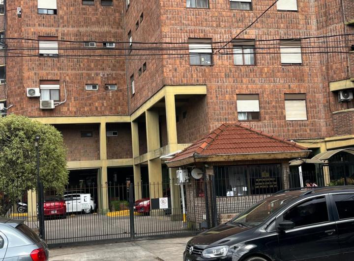 DEPTO 4 AMBIENTES - VTE LOPEZ AL 1700 - SAN MIGUEL 3