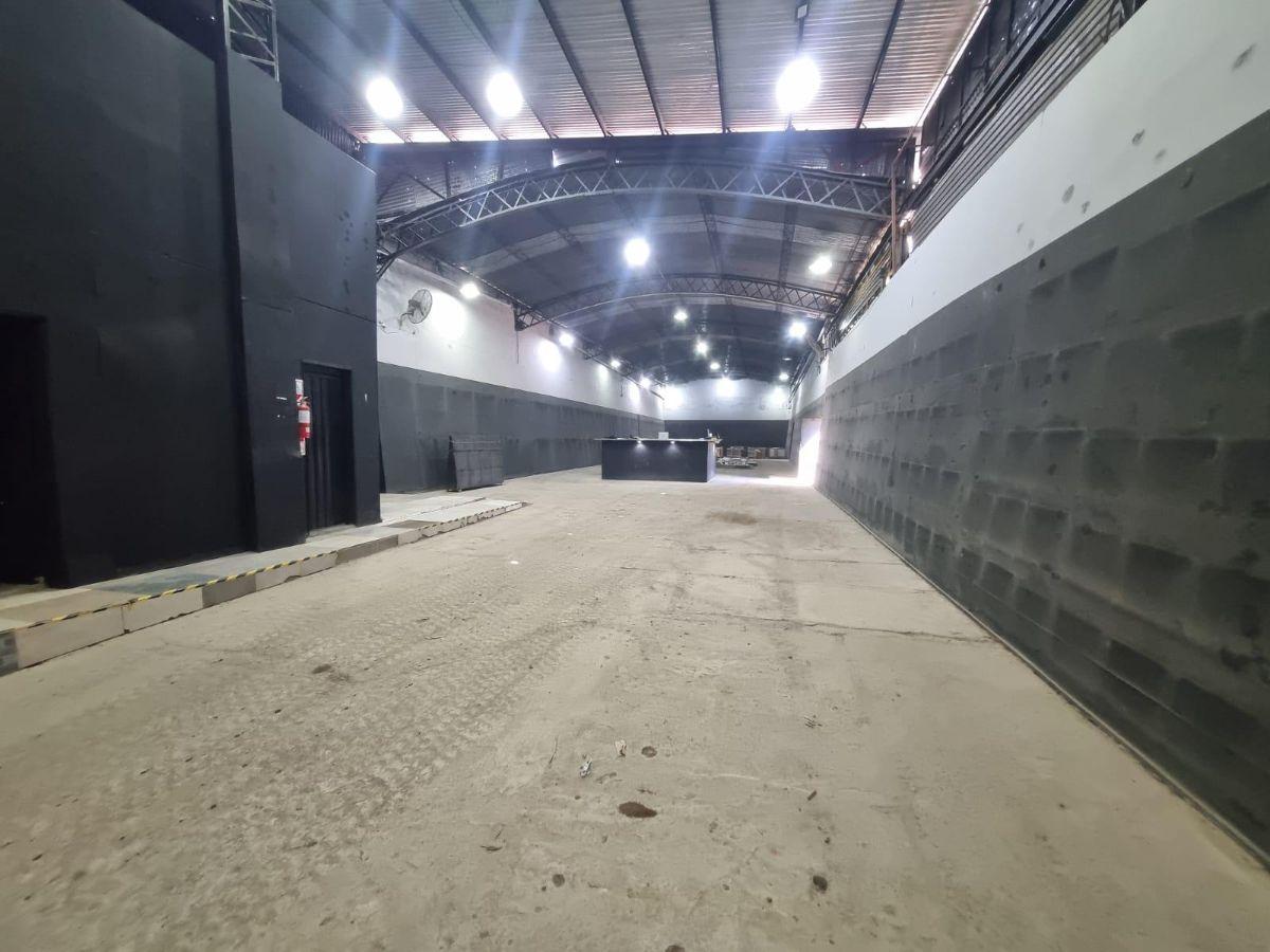 Foto de Depósito en alquiler de 4200m2 ubicado en San Miguel, imagen 2