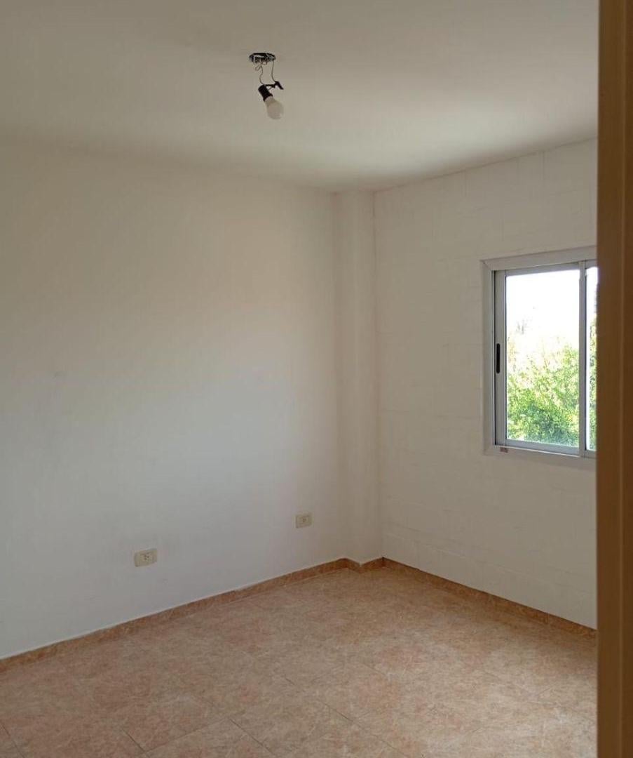 Foto de Departamento en alquiler c/ cochera en San Miguel de Ghiso, imagen 3