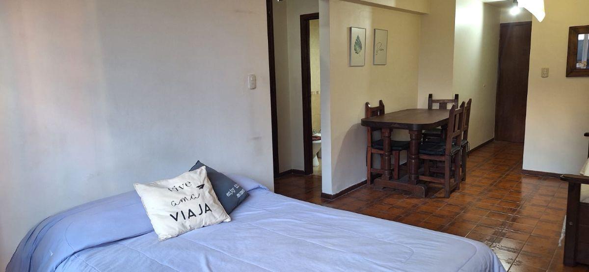 Foto de AMBIENTE CON BALCÓN Y VISTA AL MAR – LA PERLA, imagen 3