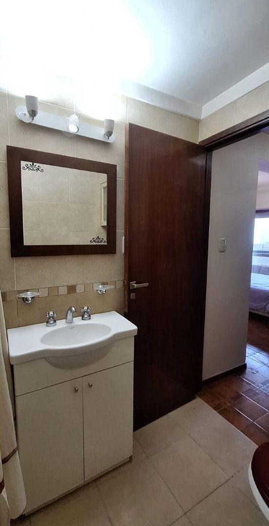 Foto de AMBIENTE CON BALCÓN Y VISTA AL MAR – LA PERLA, imagen 5