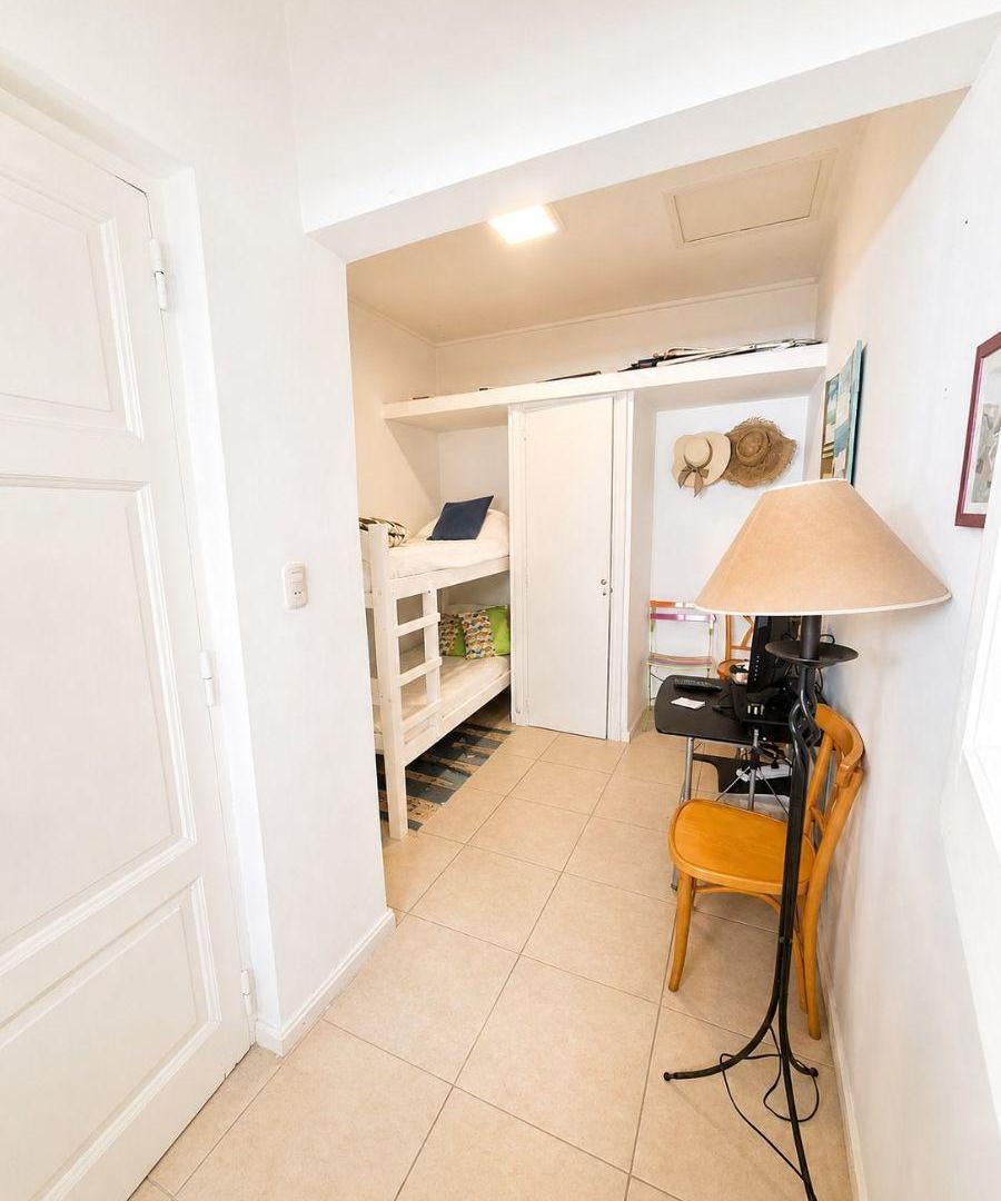 Foto de venta departamento 4 Ambientes al frente !! Impecable!!, imagen 3