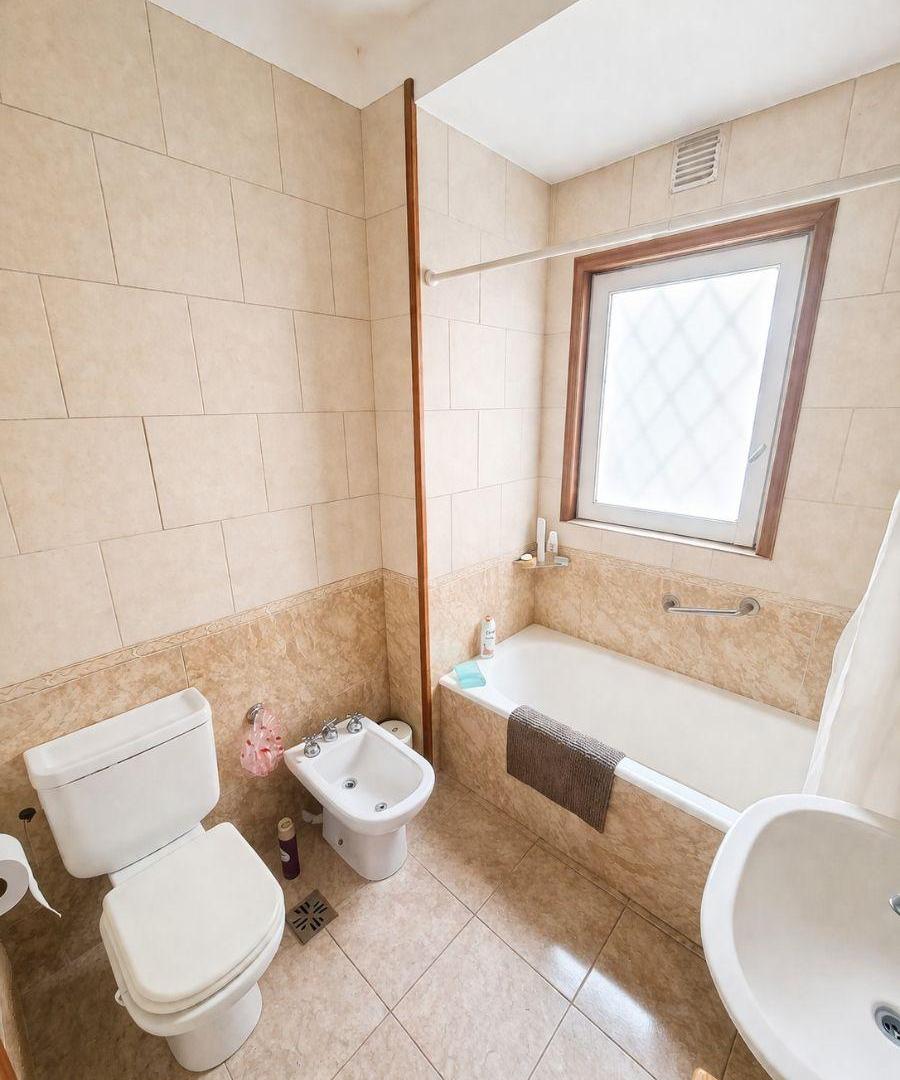 Foto de venta departamento 4 Ambientes al frente !! Impecable!!, imagen 4