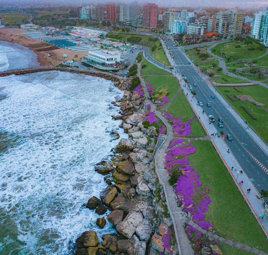 Foto de ALQUILER 24 MESES – 2 AMBIENTES CON COCHERA Y VISTA AL MAR, imagen 1