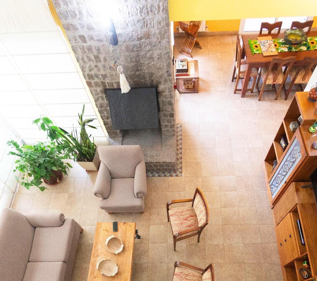 Espectacular Casa 4 Dorm. en Barrio Cerrado "Las candelas"1 4