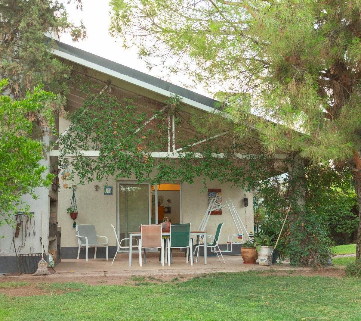 Espectacular Casa 4 Dorm. en Barrio Cerrado "Las candelas"1 5