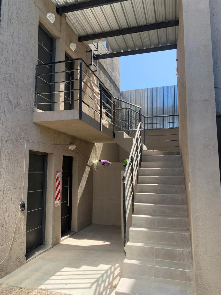 Duplex a Estrenar! Dos Dorm. y Cochera 2