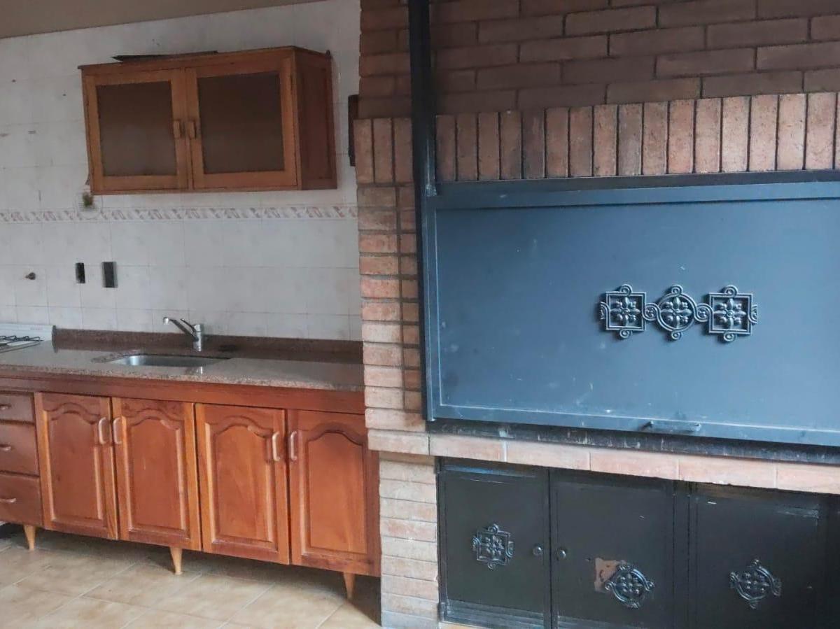 Excelente Casa de Categoria 4 Dorm. 6ta Seccion 5