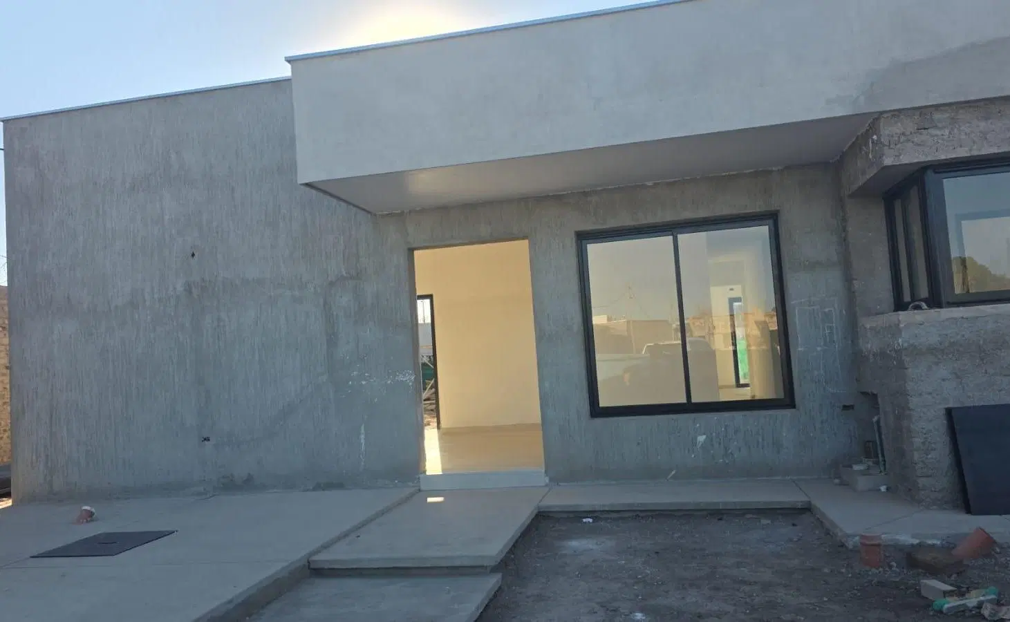 CASA 3 DORMITORIOS BARRIO PRIVADO CORTADERAS 3 3