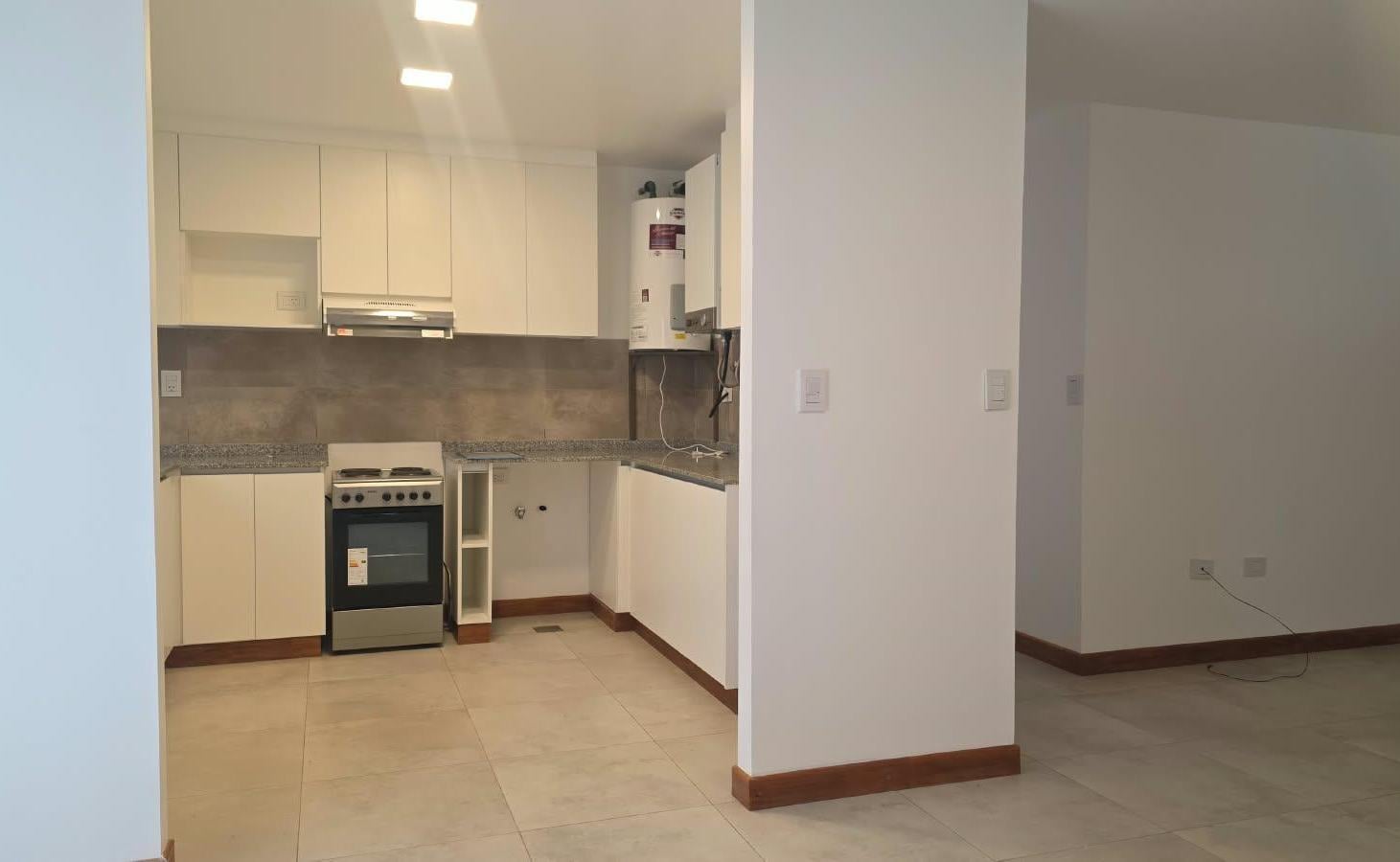 Foto de EXCELENTE DEPARTAMENTO 2 DORMITORIOS PLANTA BAJA BARRIO PRIVADO, imagen 5