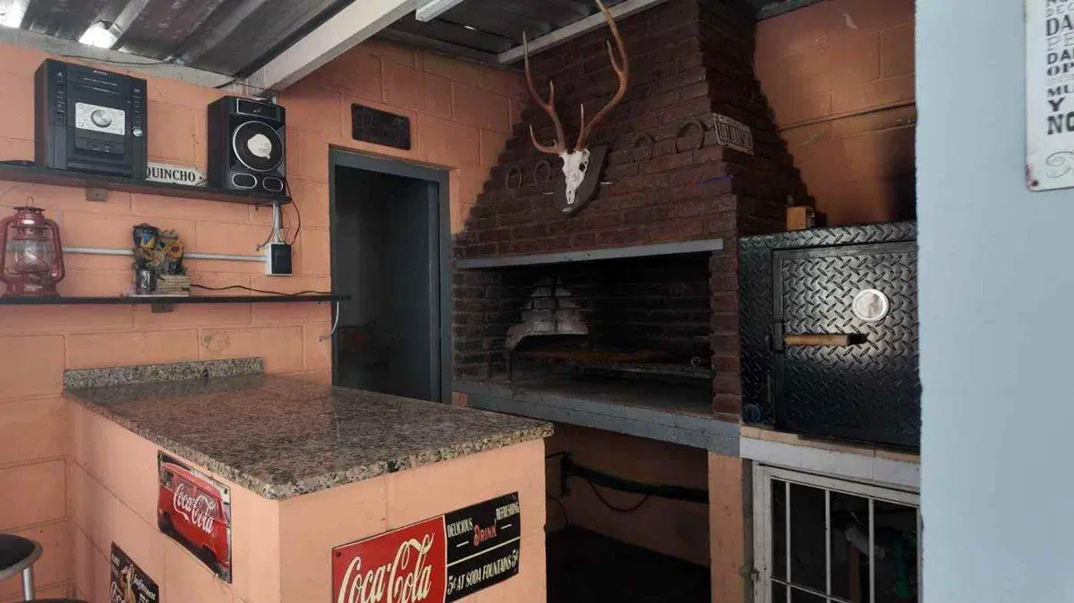 SE VENDE CASA 3 DORMITORIOS LOTE 900M2 (ARBILLA 2) 4