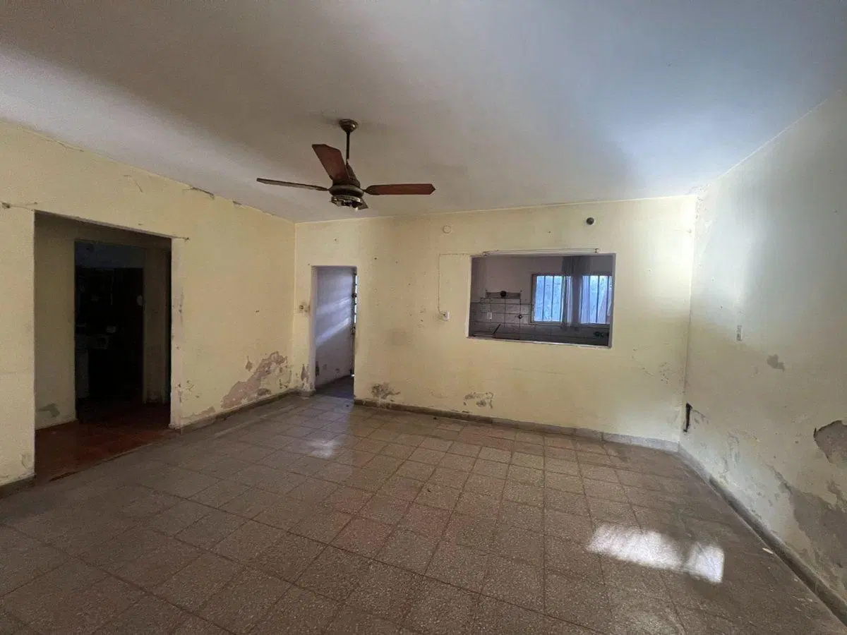 CASA DOS DORMITORIOS EN VENTA Fisherton 3