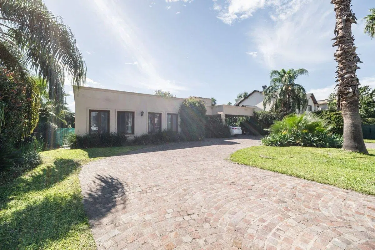 CASA 4 DORM. EN VENTA - SAN MARINO FUNES HILLS 3