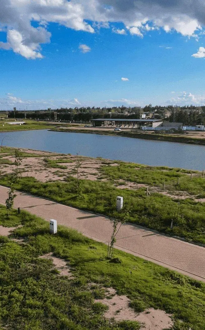 Lote en venta 500m² en Funes Lakes Barrio Cerrado 3