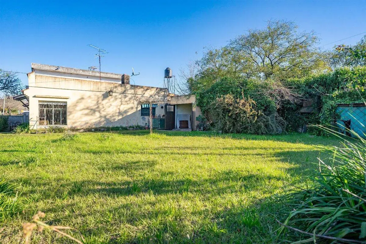 VENTA CASA DOS DORMITORIOS ROLDÁN BARRIO TALLERES 2