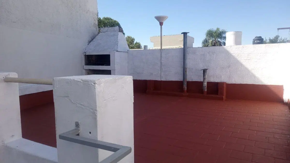 VENTA DE MONOAMBIENTE  EN BARRIO CINCO ESQUINAS 4
