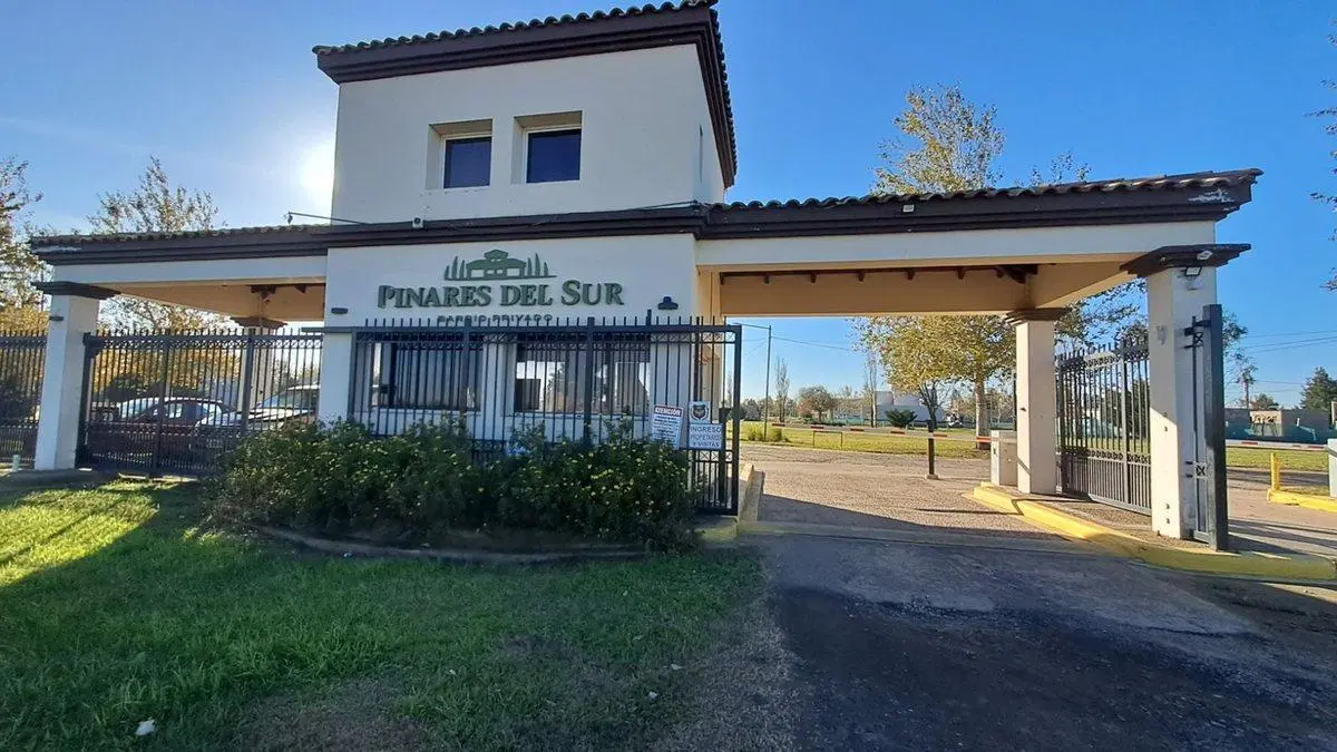 Terreno 425mt en barrio cerrado Pinares del Sur 2