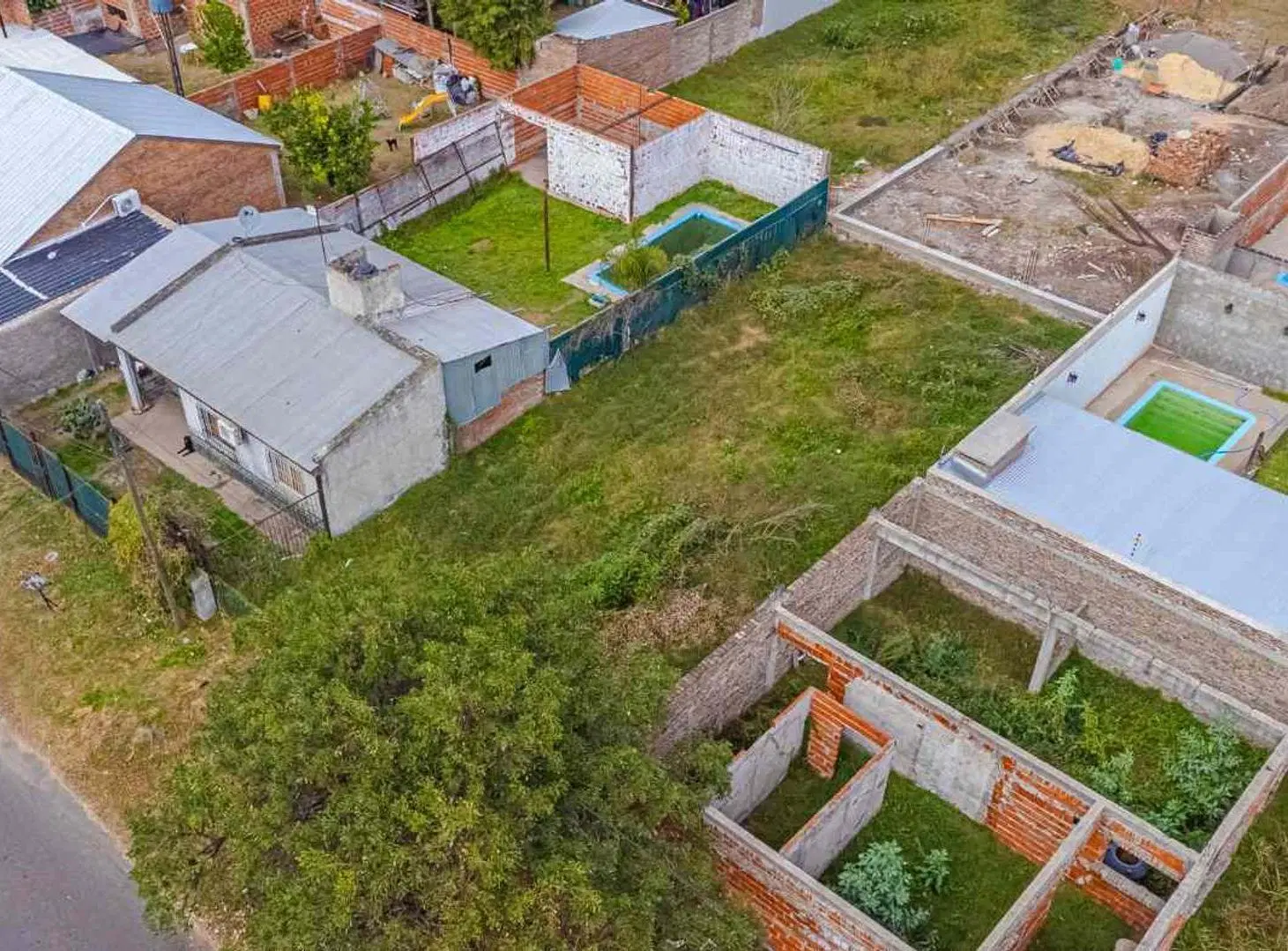Lote en Venta de 326 m² con todos servicios 3