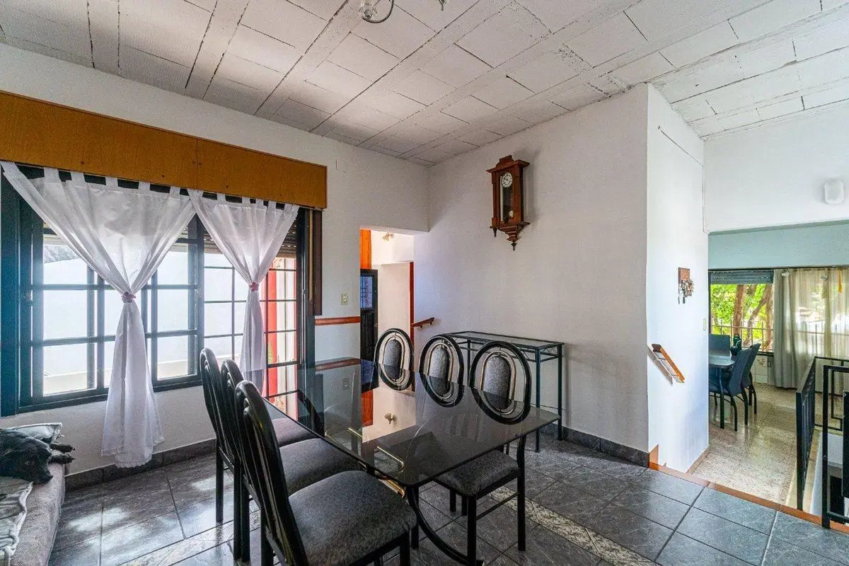 VENTA CASA PLANTA ALTA DOS DORMITORIOS - ECHESORTU 5
