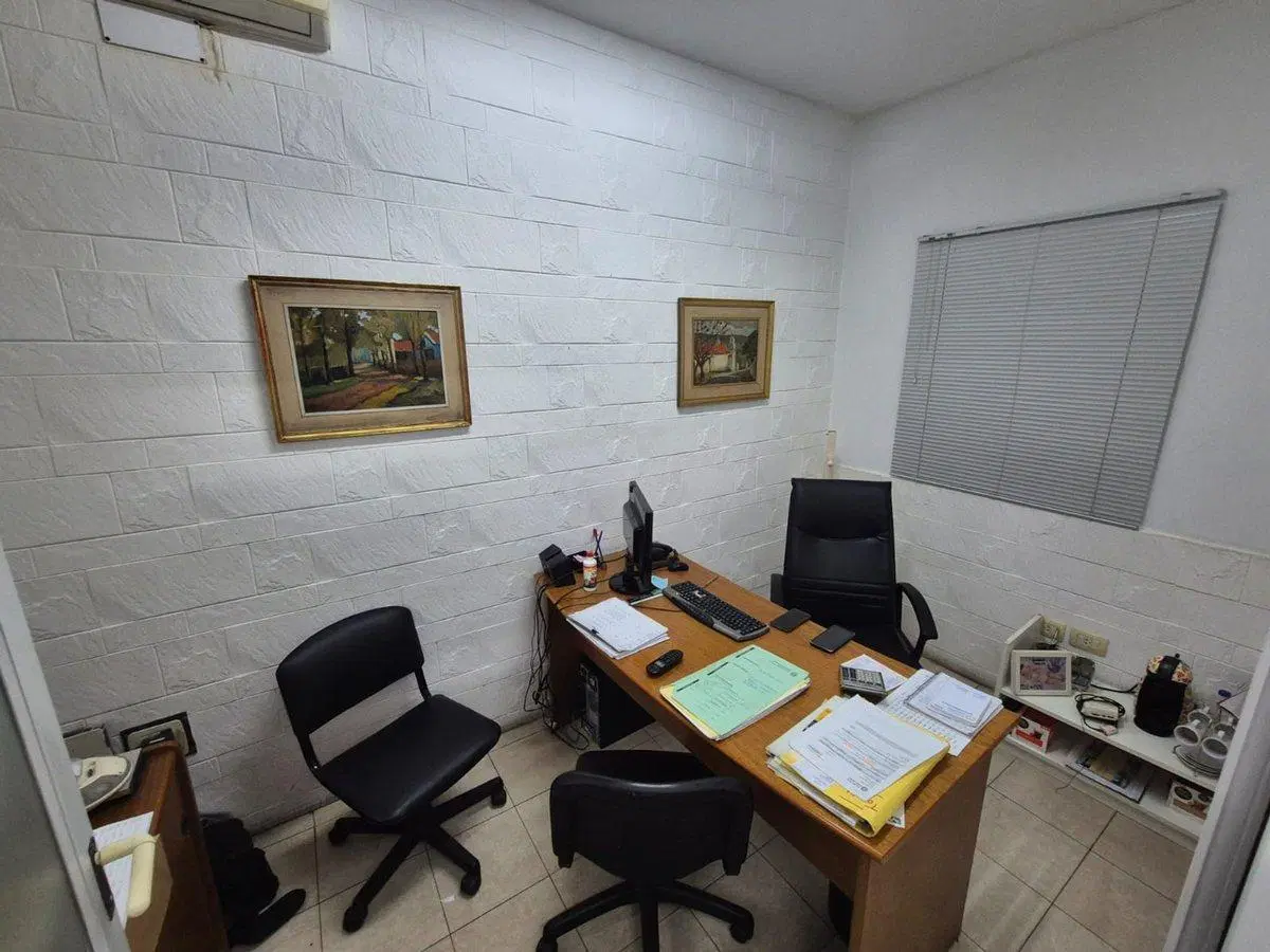 Alquiler Local Comercial y Deposito 3