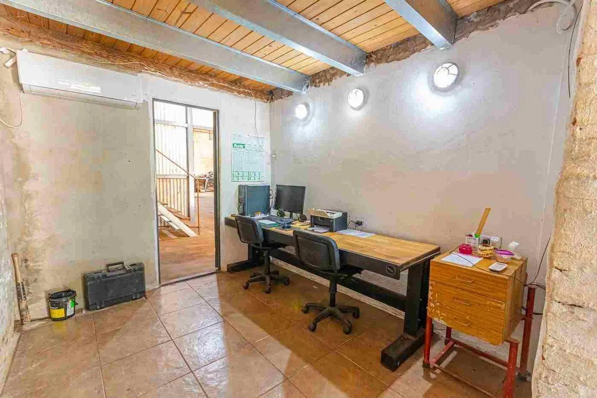 VENTA GALPON Y DEPARTAMENTO-CAPITAN BERMUDEZ 5