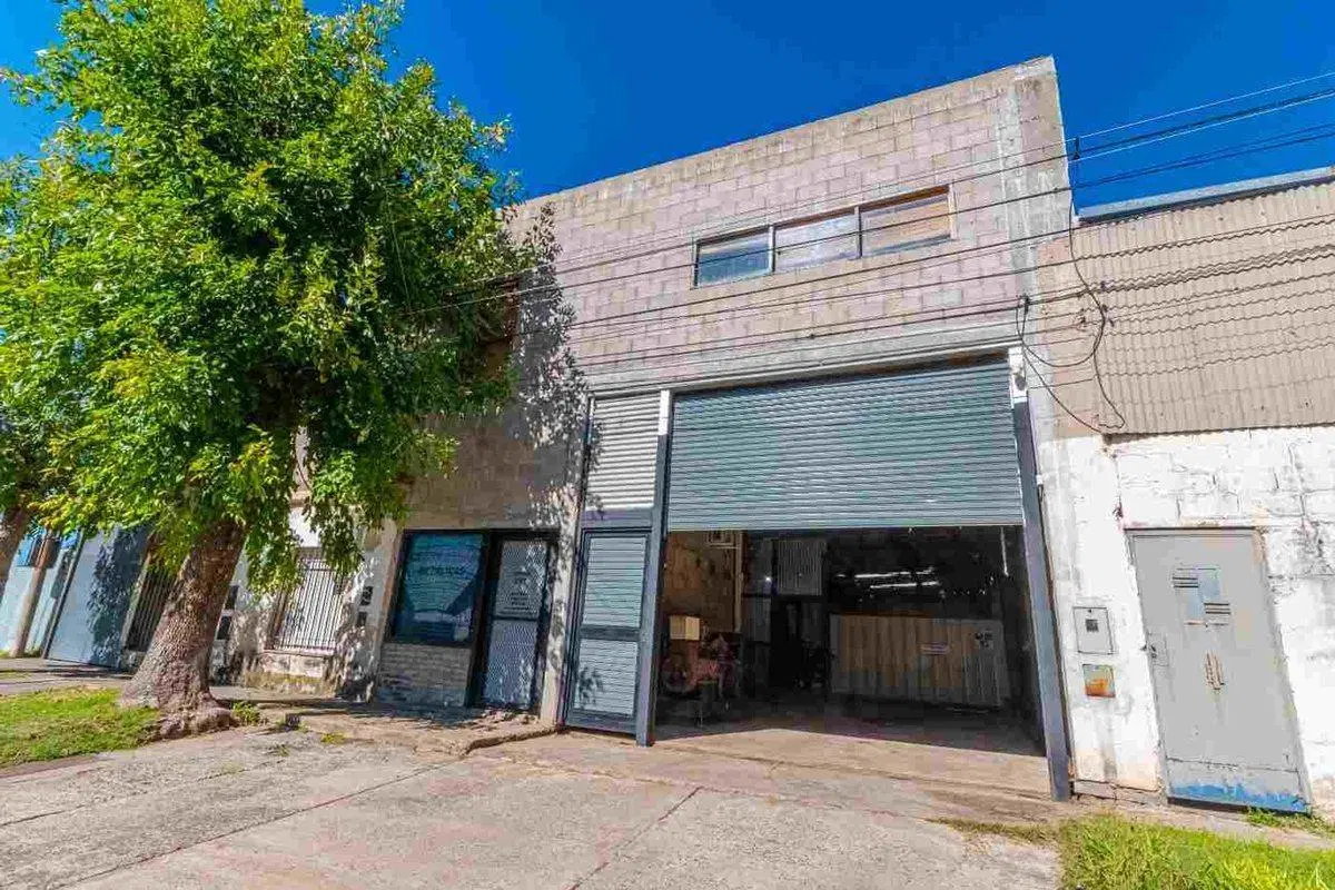 VENTA GALPON Y DEPARTAMENTO-CAPITAN BERMUDEZ 2