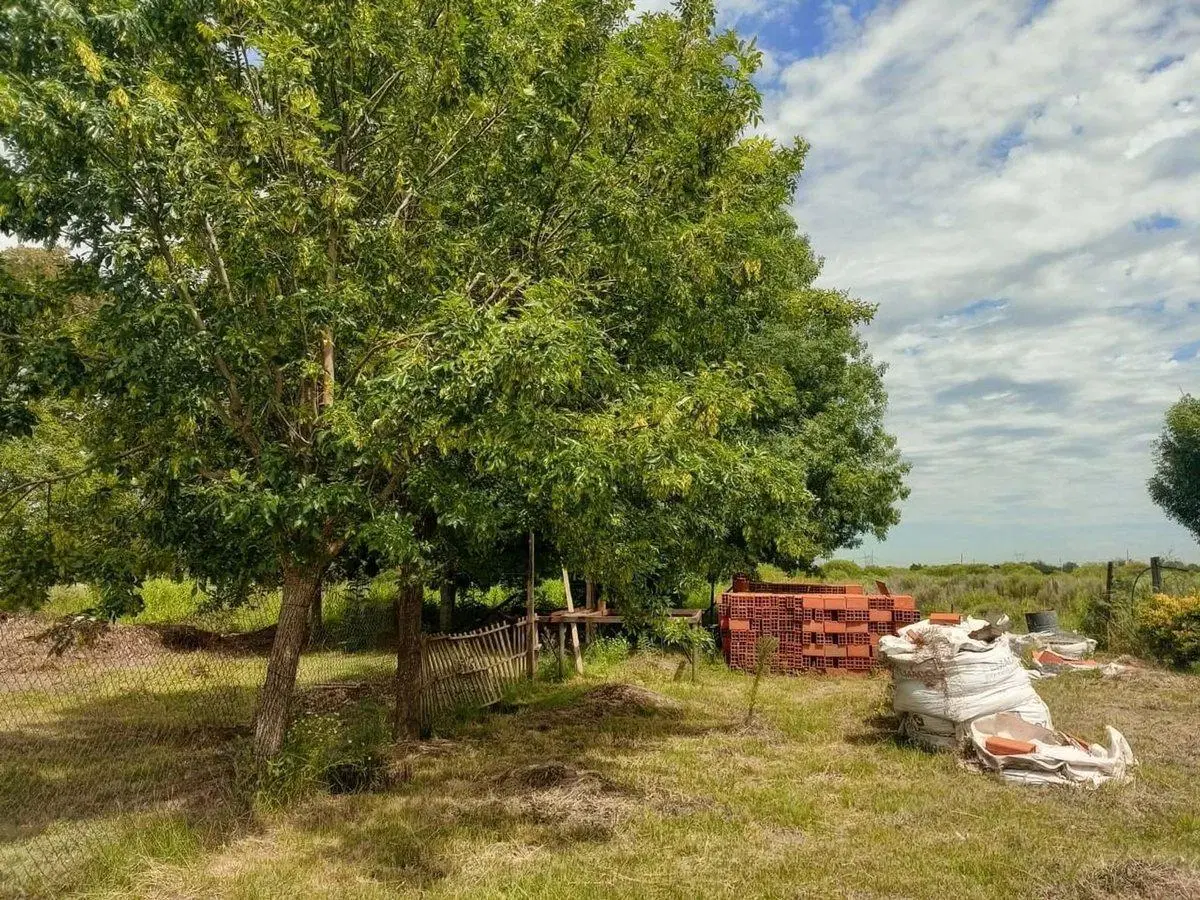 Venta de terreno en roldan 4